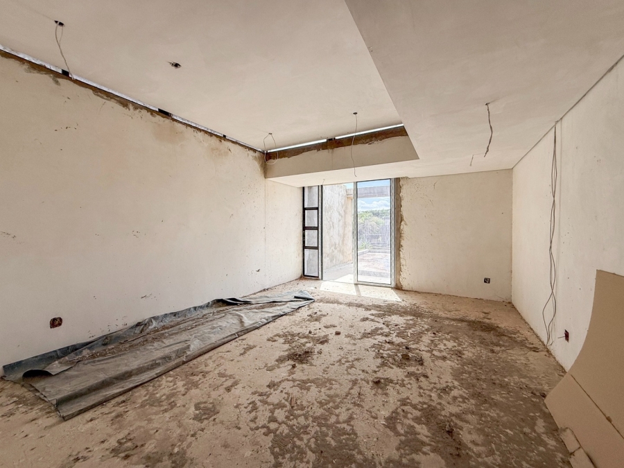 4 Bedroom Property for Sale in The Islands Estates North West